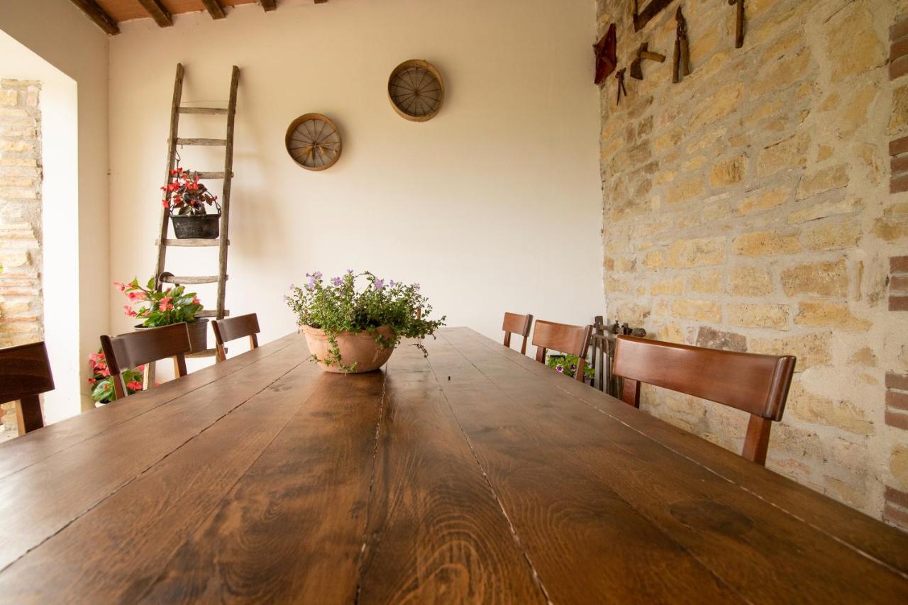 Villa Casale Rancaglia à Gubbio Extérieur photo