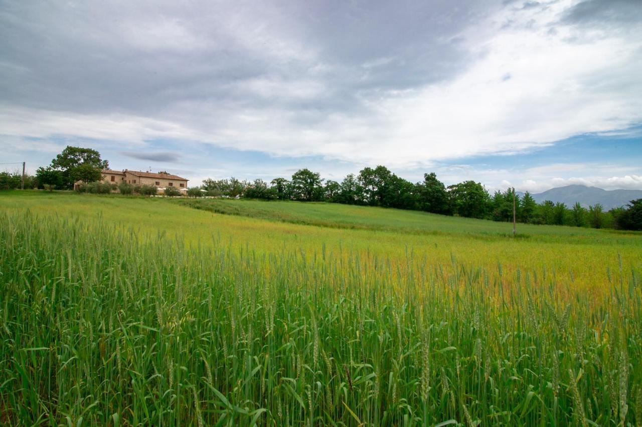 Villa Casale Rancaglia à Gubbio Extérieur photo