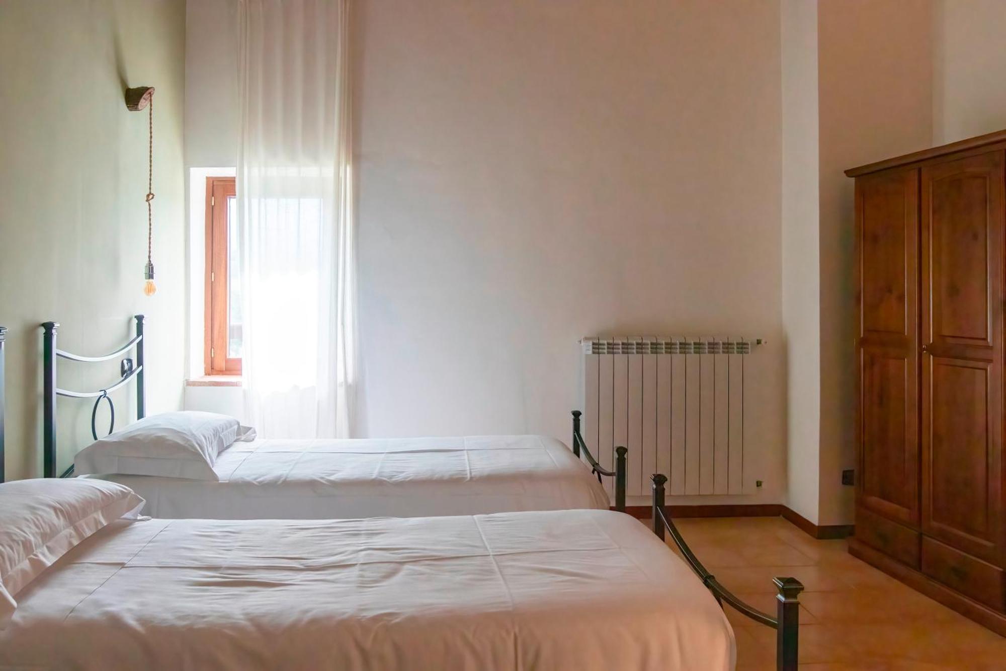 Villa Casale Rancaglia à Gubbio Chambre photo